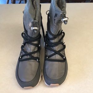Sorel winter boots